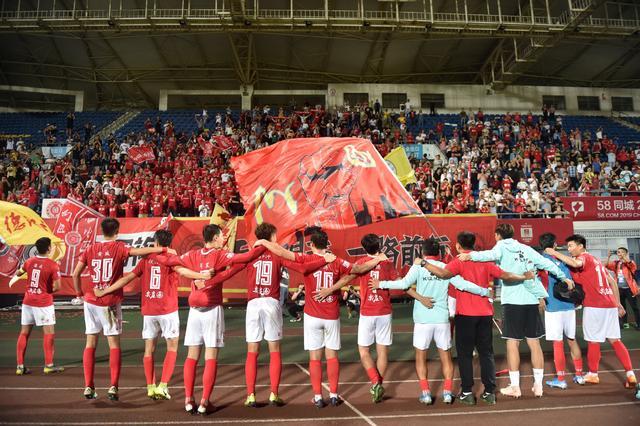 《无畏契约手游》测试焕新，150%返利与原创皮肤亮点十足