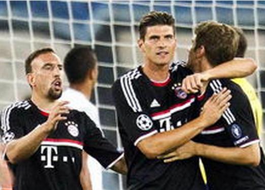 3-2绝杀皇马！巴萨携亚马尔登基西超，姆巴佩再成背景板！